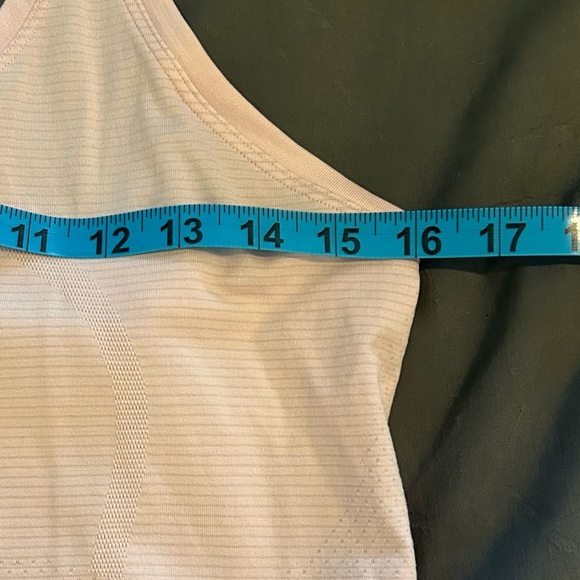 Lululemon Swiftly size 10 tank top - Picture 6 of 10